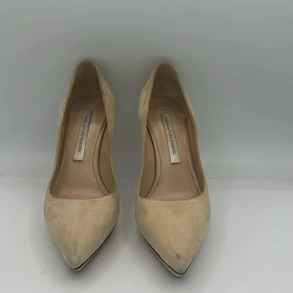 tan Diane Von Furstenberg suede pumps size 5 - Picture 2 of 7